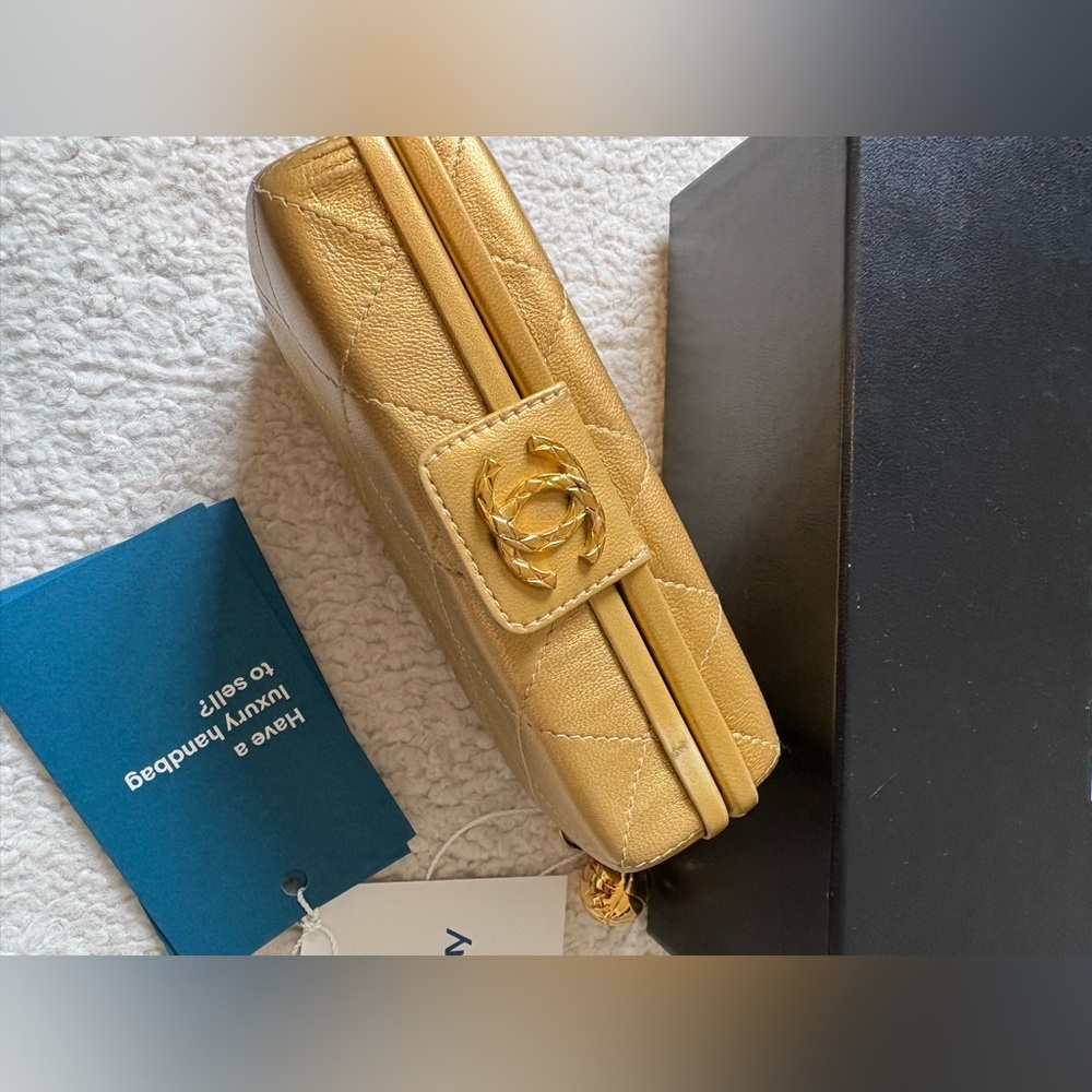 100% Authentic Chanel Classic Clutch with Tassel Quilted Gold Lambskin Leather - Picture 11 of 15